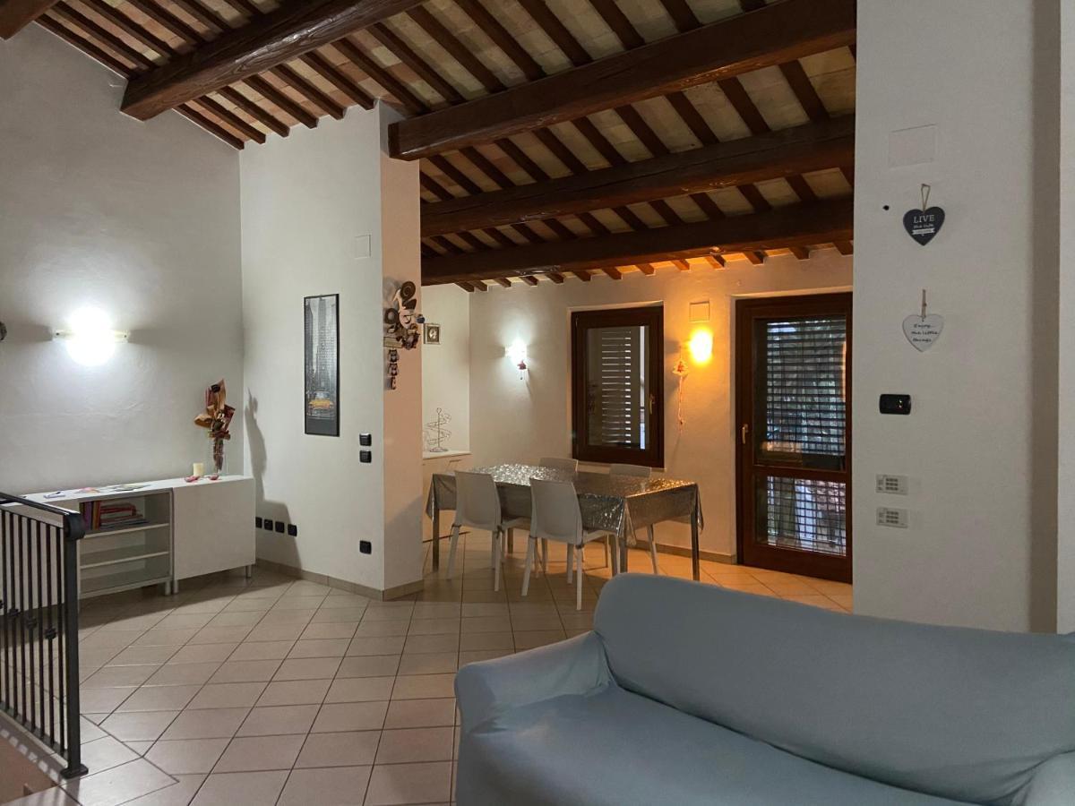 Appartement Casa Di Adele à Chiaravalle Marche Extérieur photo